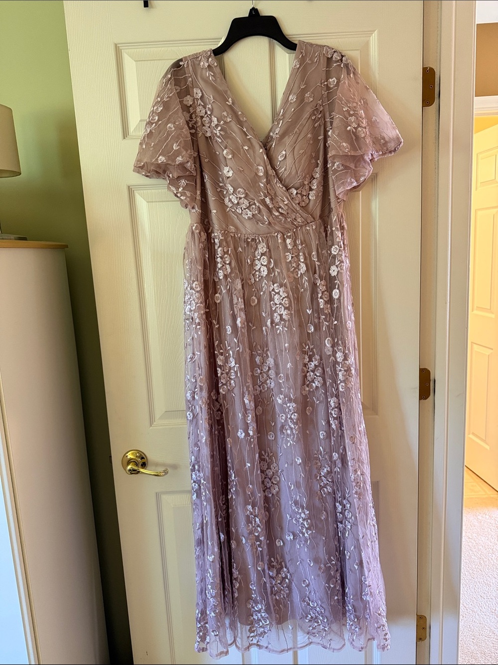 Elegant Mauve Maxi Dress
